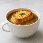 Soupe à l'oignon Lyonnaise